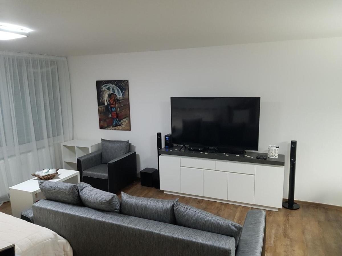 G Support Apartment ปราก ภายนอก รูปภาพ